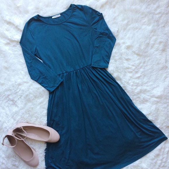 Reb & J 220 Dresses & Skirts - Reb & J 220 Modest Midi Dress